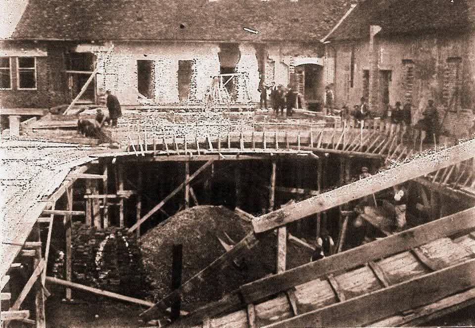Koncertna dvorana (današnji ZKM u izgradnji). Nikolićeva ulica 1921. godine A